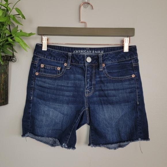 Y2K American Eagle Vintage Midi Dark Wash Mid Rise Cutoff Frayed Jean Shorts 0 - Picture 1 of 3